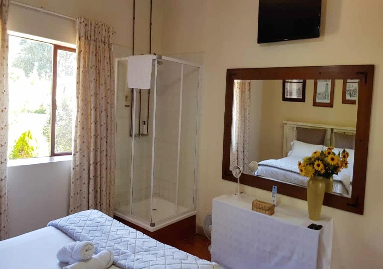 Blue Mango Lodge Kempton Park Exterior foto
